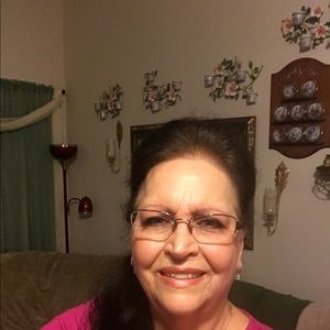 Meet your Posher, Brenda